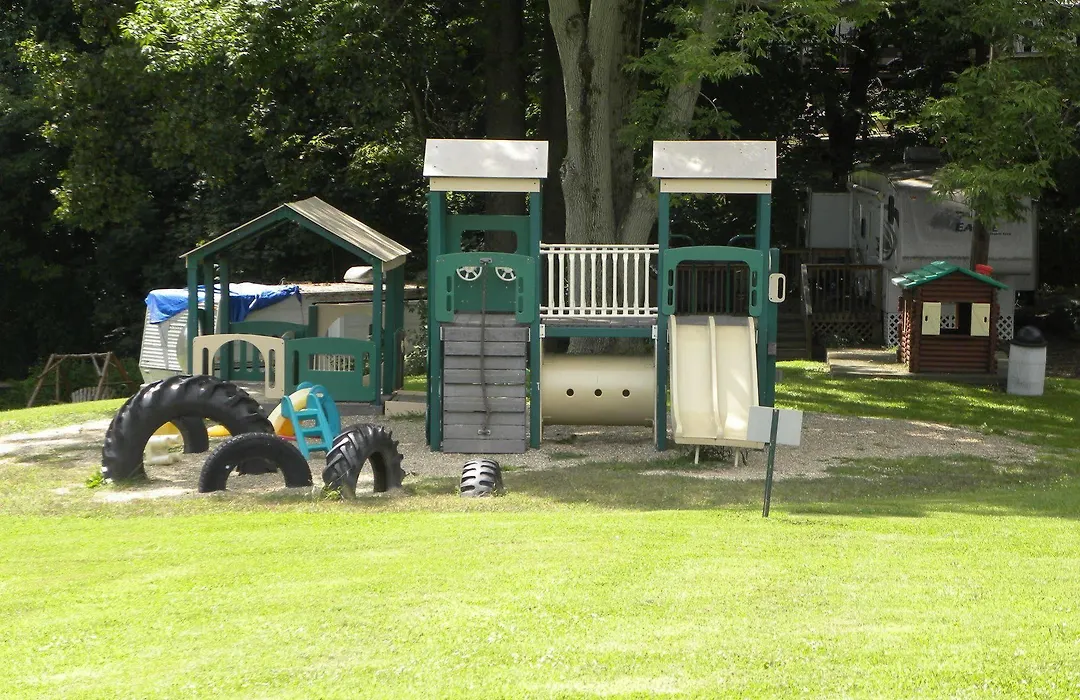 Countryside Campground-1